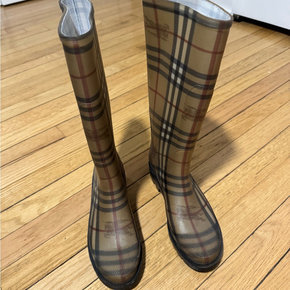 Burberry Plaid Rain Boots